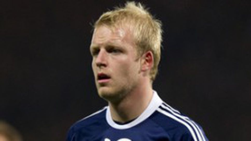 ФИФА наказа шотландски национал за два мача заради червения картон срещу Сърбия