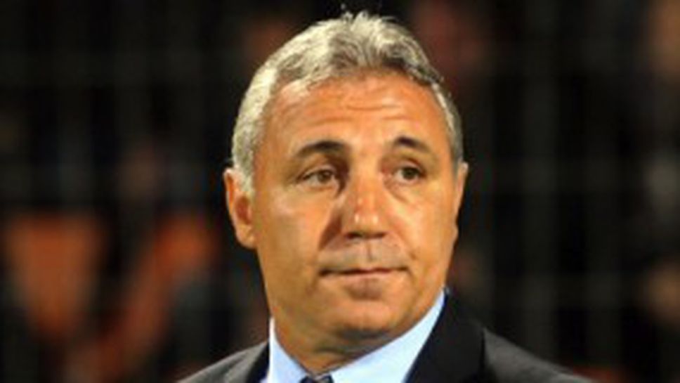 Стоичков: Свикнал съм неизвестни герои да си правят реклама на мой гръб