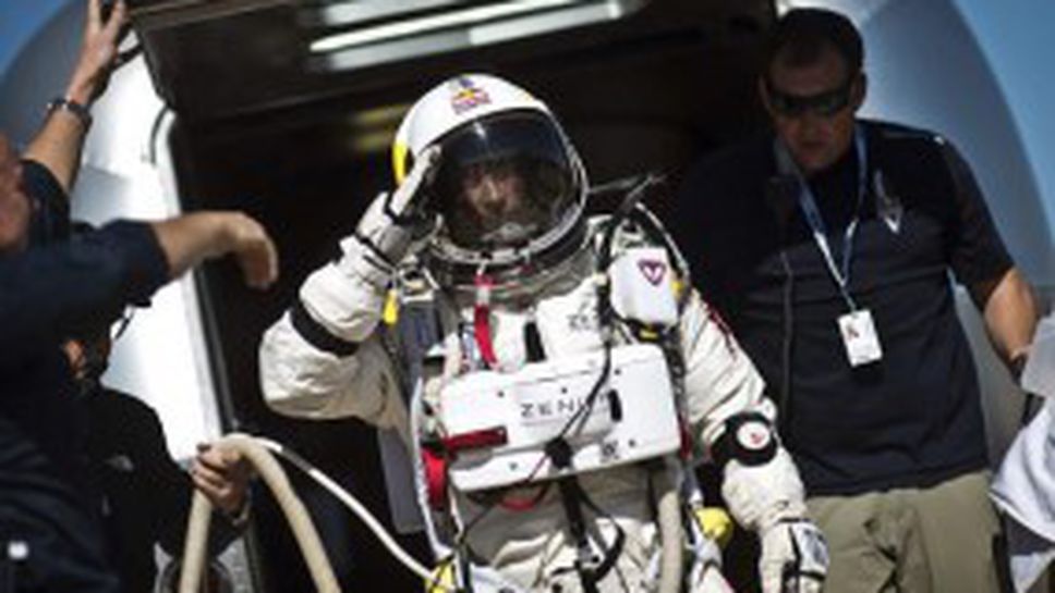 Баумгартнер счупи и рекорд в YouTube