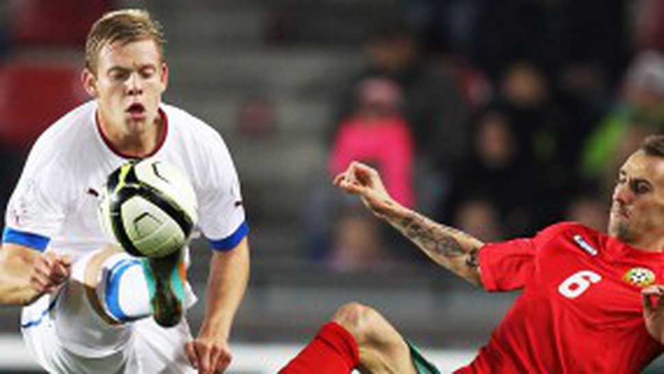 Националите се прибраха от Прага