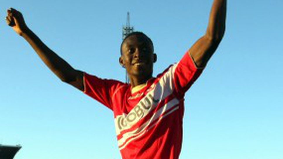 Екзекуторът на Левски с най-ниската заплата в ЦСКА - колко взимат червените след съкращенията