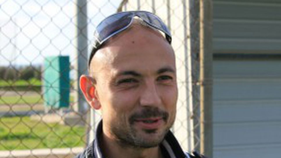 Пелето посети „сините”, обърна специално внимание на Митрев