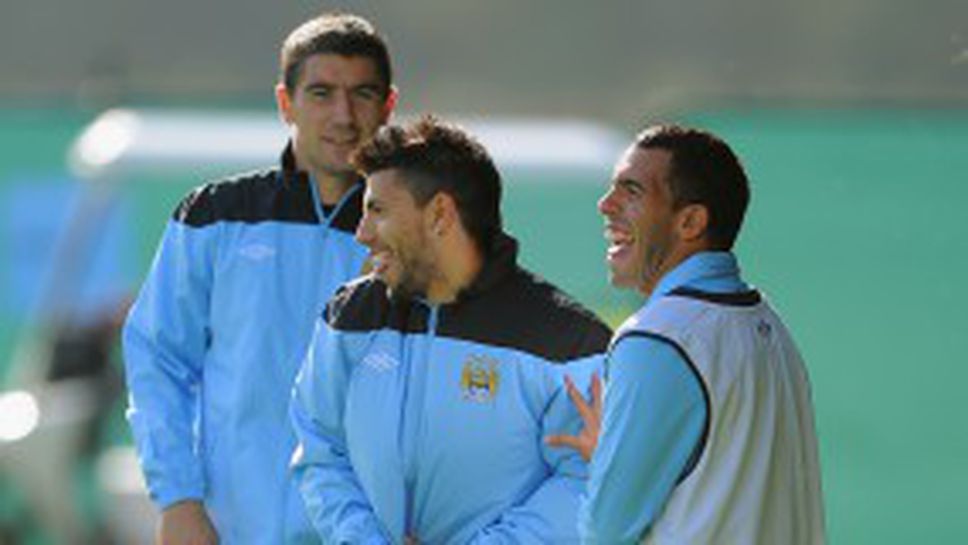 Левски търси нападател тип "Тевес" и "Агуеро"