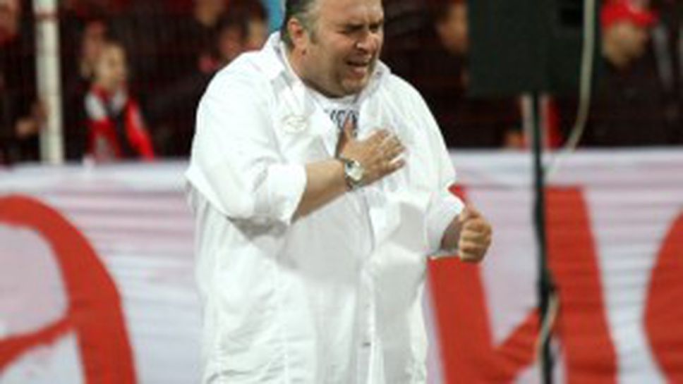 Дучето за палките и куршумите - призова държавниците и даде за пример Левски и Сираков (видео)