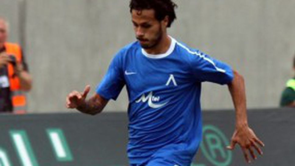 Босът на "сините": Шокиран съм от заплатата на Калво