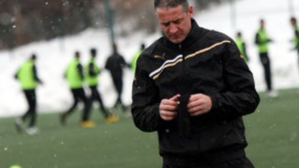 Още двама започнаха проби в Славия