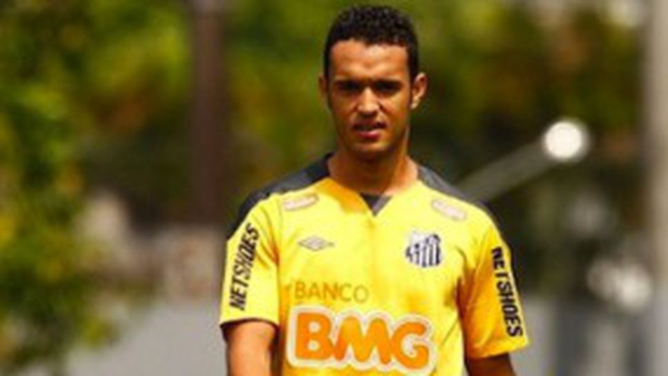 Левски преговаря за още една от надеждите на Сантос