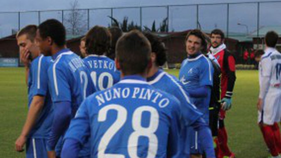 Груби грешки в защита носят първа загуба на Левски при Костов (видео)