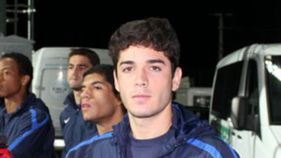 Бразилците на проби напускат "сините"