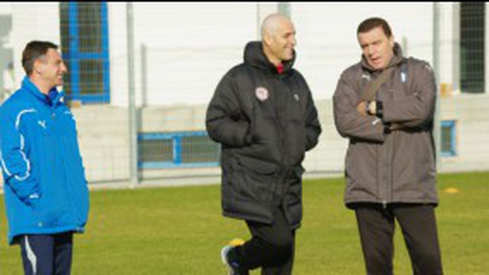 Фенове и ръководство на Черноморец се срещат днес за случая "Анисе"