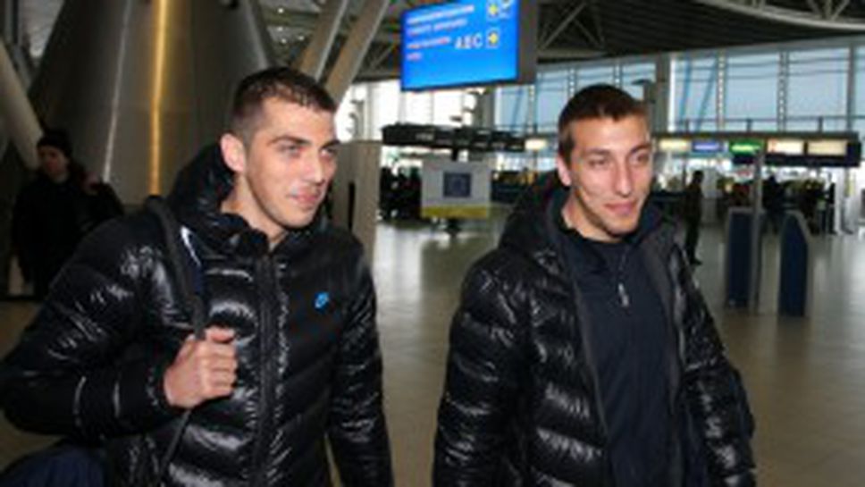 "Сините" удължават престоя си в България