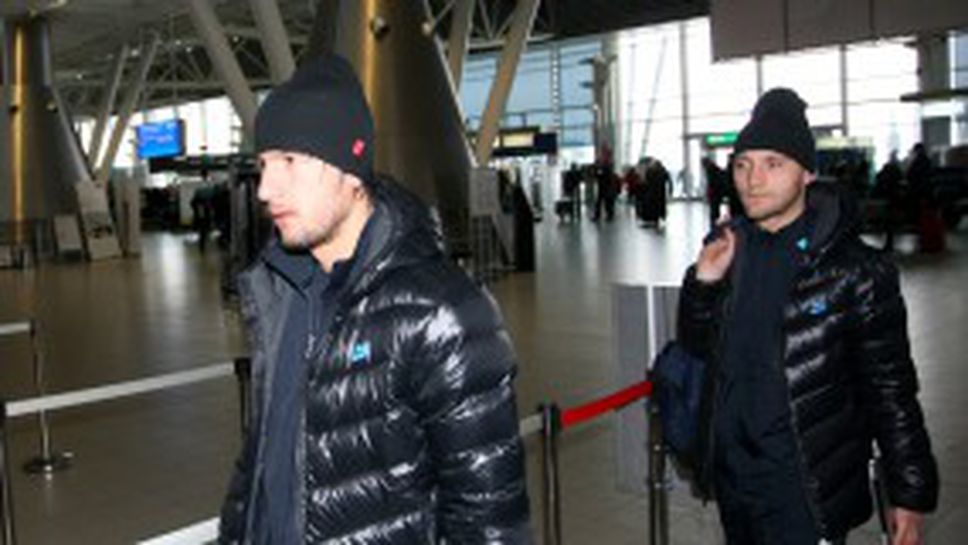 Левски се прибра след два дни перипетии