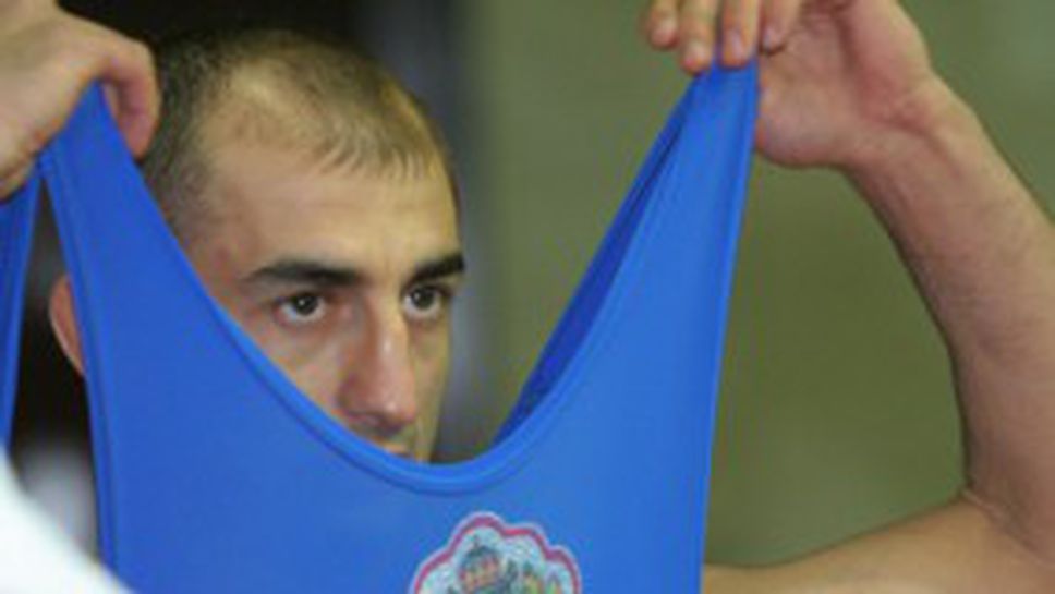 Бързаков на финал на "Дан Колов"