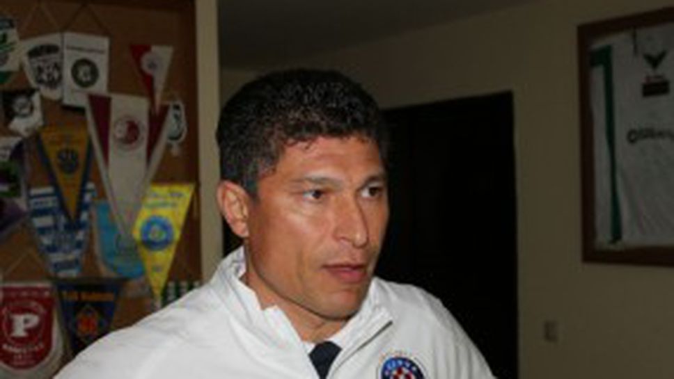 Балъков: Левски правят доста интересни неща, а ЦСКА отново са екстравагантни (видео)