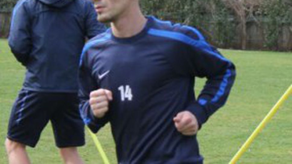 Новите пристигнаха в Левски и веднага тренираха (снимки)