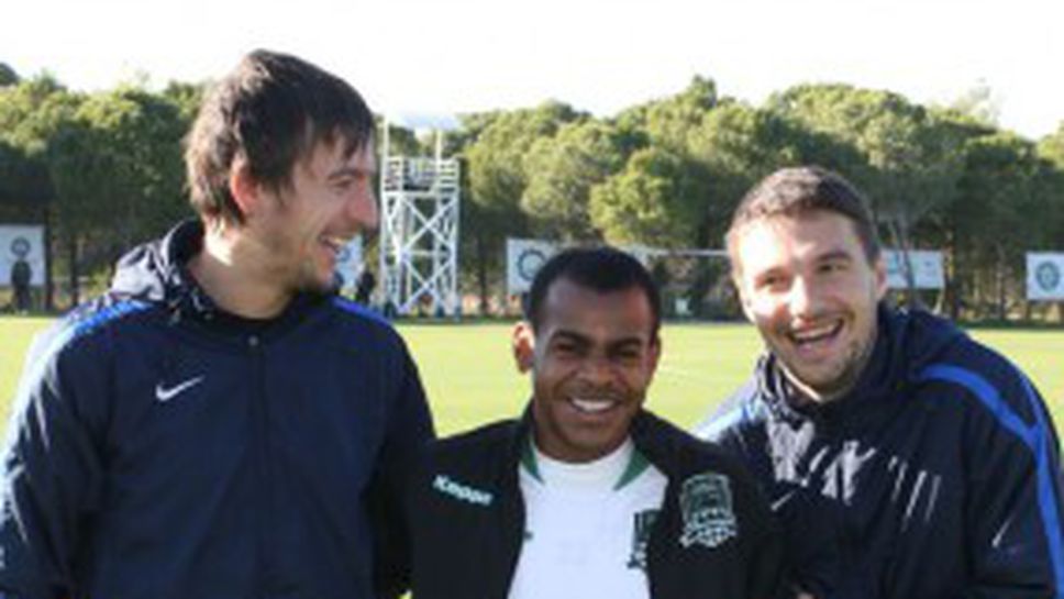 Лека тренировка за Йовов и Тасевски