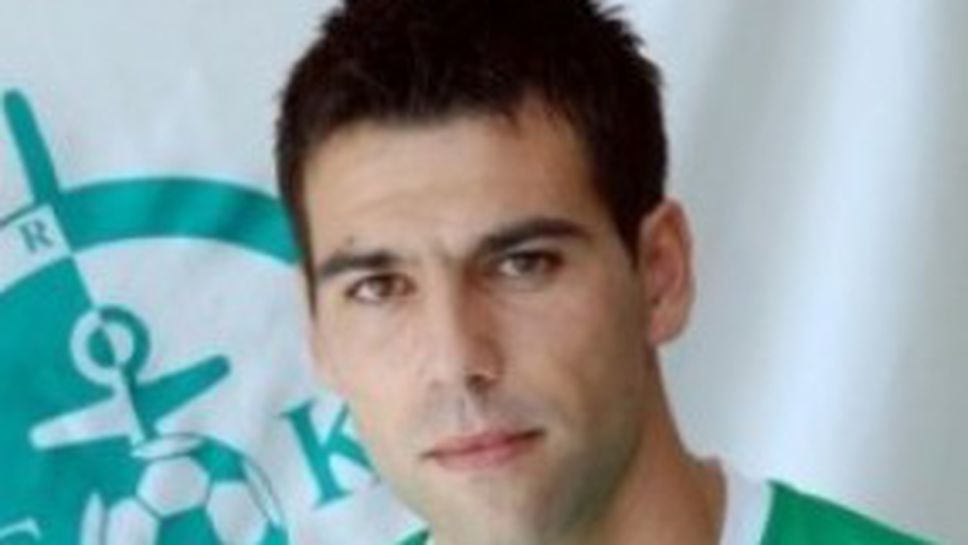 Спартак (Вн) се раздели с основен футболист