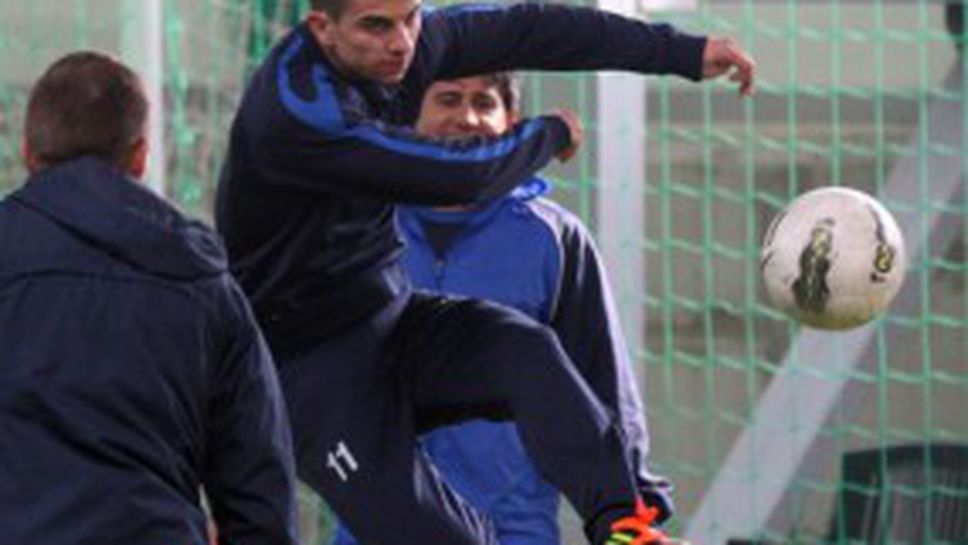 Левски без четирима в Сандански