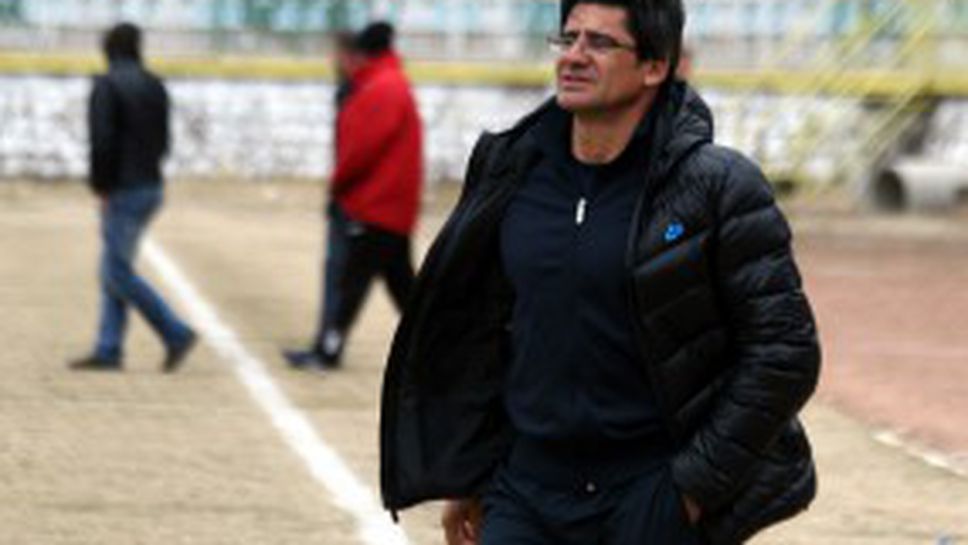 Костов: Вече играем по-добре, но не ми се говори за титла (видео)