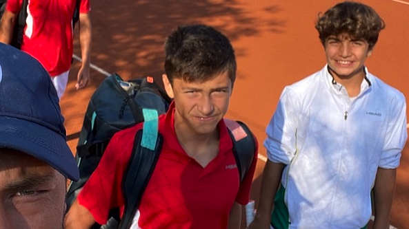 Юношите ни разгромиха Черна гора