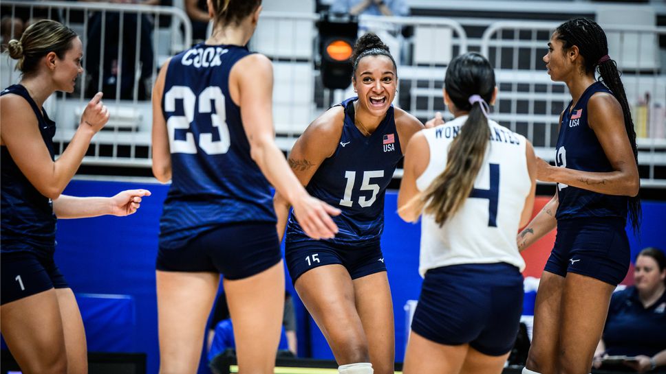 Олимпийските шампионки от САЩ загряха за мача с България с труден успех над лидера Полша