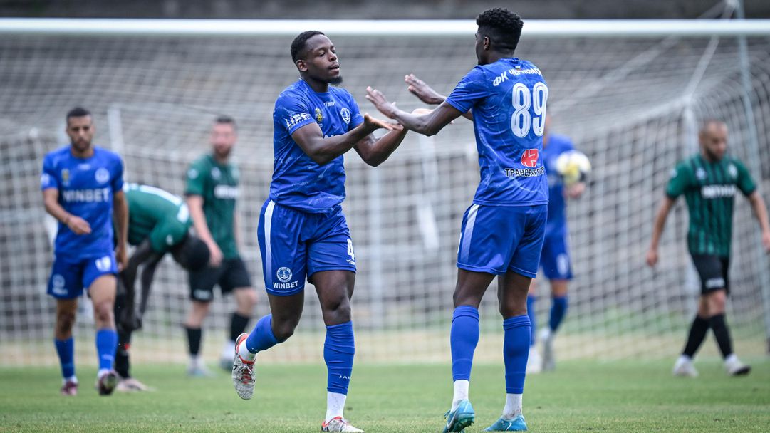 "Акулите" и "братлетата" с голово реми