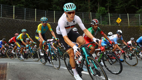 Член на германската делегация се извини за проява на дискриминация към алжирски колоездач