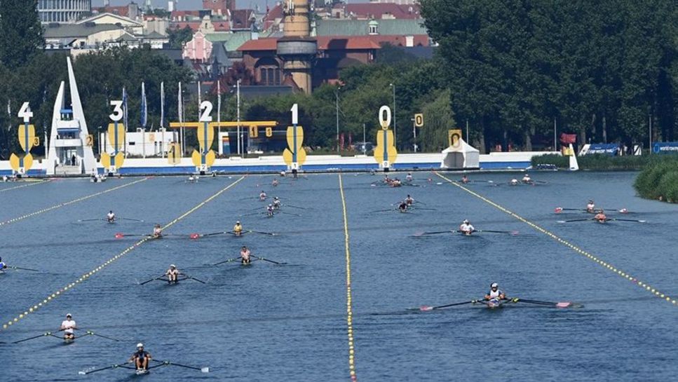 Четворката скул на България се класира за полуфинал на Световното първенство по гребане до 19 години