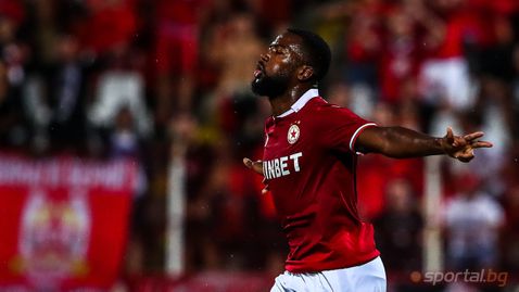  Саша Илич връща Назон измежду титулярите за гостуването на Локо (Пловдив) 