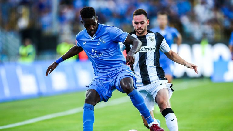 Централният бранител на Левски Хосе Кордоба заяви че е фокусиран