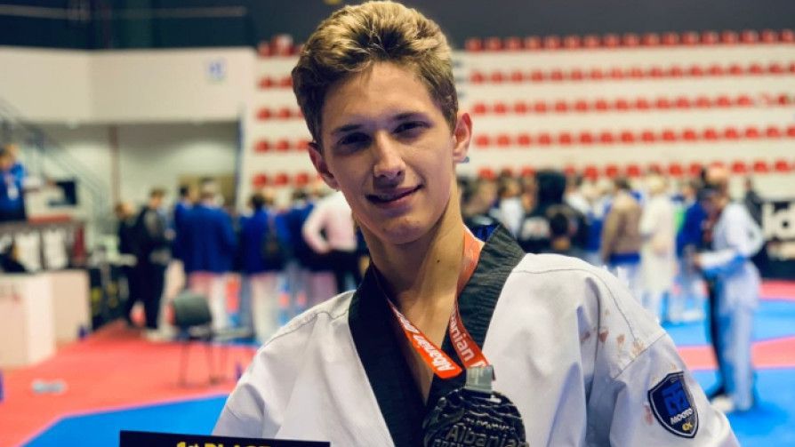 Световният вицешампион по таекуондо Денис Димитров: Моята цел на СП е първото място