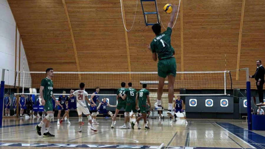 България отстъпи на Финландия и във втората контрола