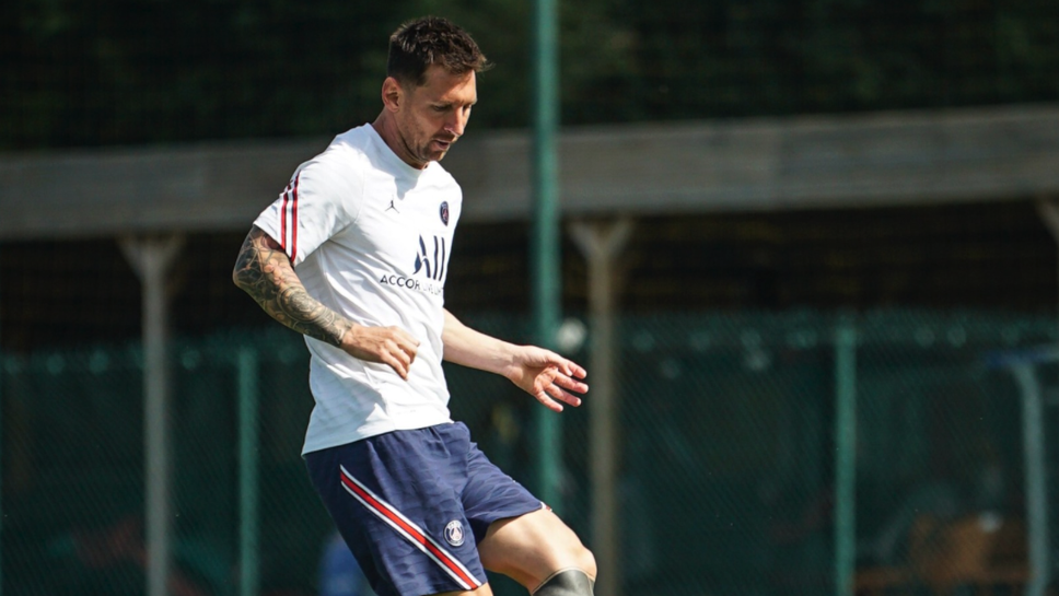 Дебютът наближава: Меси е в групата на ПСЖ