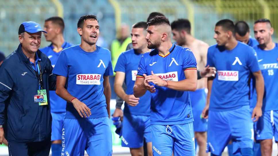 "Синя" България очаква успешен дебют на Мъри начело на Левски