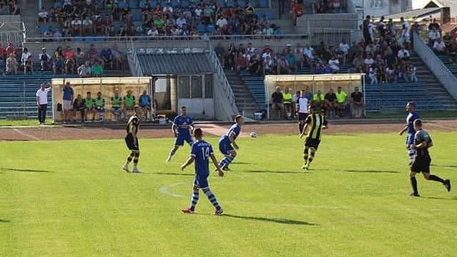 Ботев Нови пазар приема в неделя втория отбор на Черно