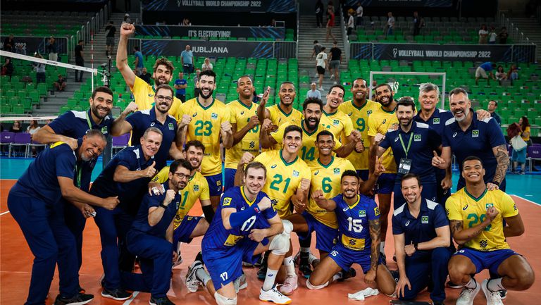 Националният волейболен отбор на Бразилия се класира на практика за