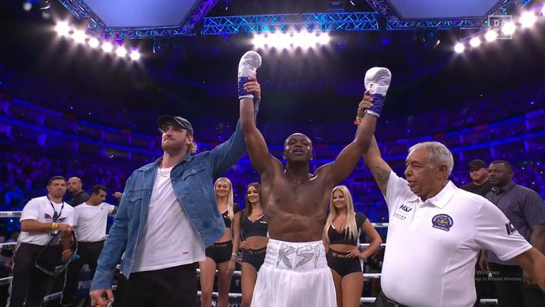 Блогърът KSI който трябваше да се бие с Иван Николов