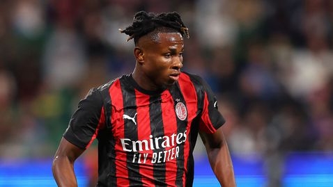 Фулъм и Милан преговарят за Чуквуезе