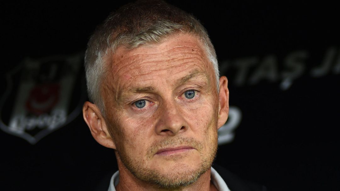 Бешикташ уволни Солскяер след провала срещу Лозана