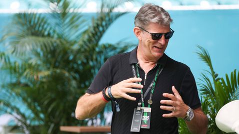  Кадилак стартира проби с болид на различен тим, най-вероятно Ферари 