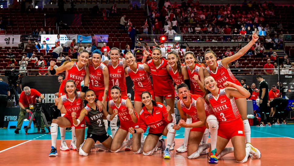 Турция с драматична победа над Доминиканска република на Мондиал 2022