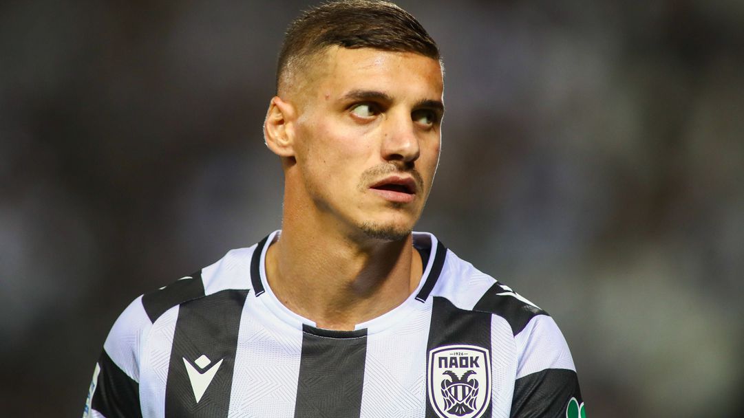 Десподов отпадна в последния момент за дербито с Олимпиакос, Георгиев отново не дебютира за АЕК