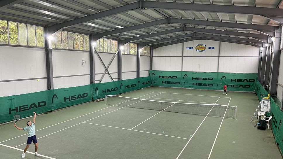 Шест победи постигнаха българските тенисисти на турнир за юноши и