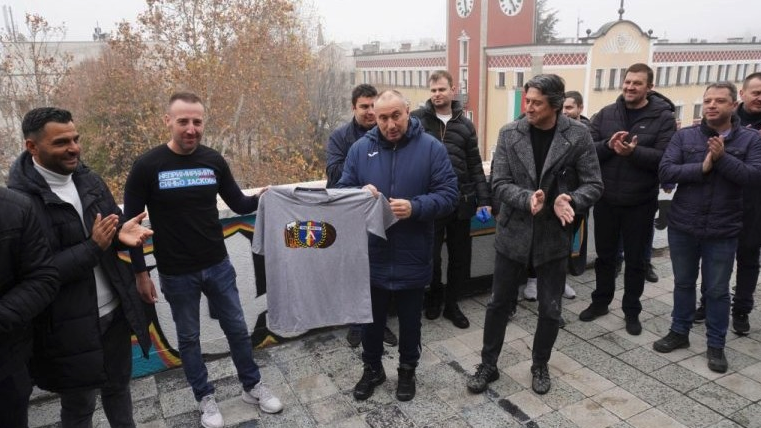 Бабангида с жест към фенове на Левски в Хасково