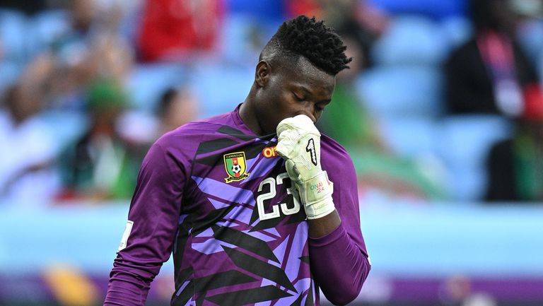 Отстраненият титулярен вратар на Камерун Андре Онана директно напуска Мондиала