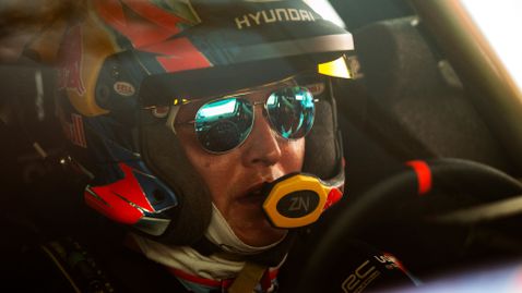 Наказание свали Фурмо от челото в Саудитска Арабия, Мартинс Сескс е новият лидер