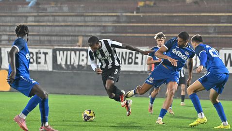 Мъка на "Лаута"! Локомотив започна да се движи като пътнически влак