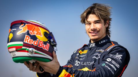  Никола Цолов започва първия си уикенд във Формула 2 с 18-то място 