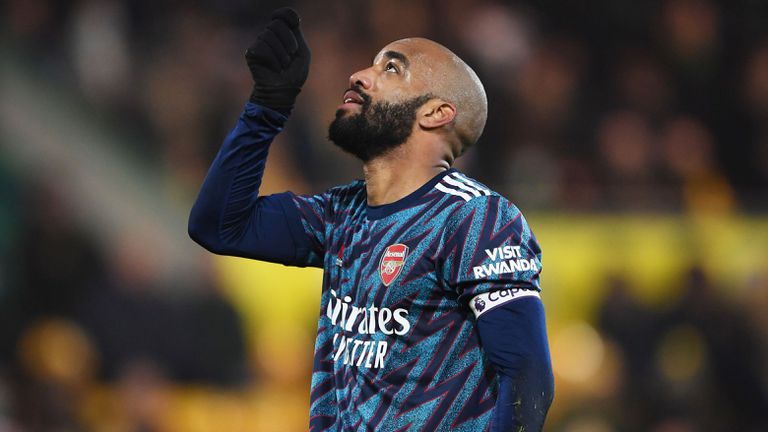  Лаказет отхвърли следващо предложение на Арсенал за нов контракт 