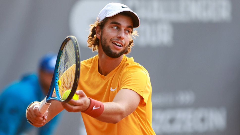 Адриан Андреев отпадна от турнир в Португалия